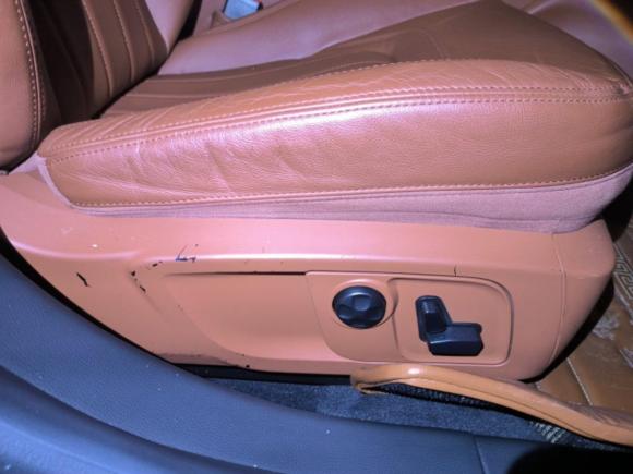 [南京·苏A] 二手玛莎拉蒂总裁2013款 3.0T 标准型