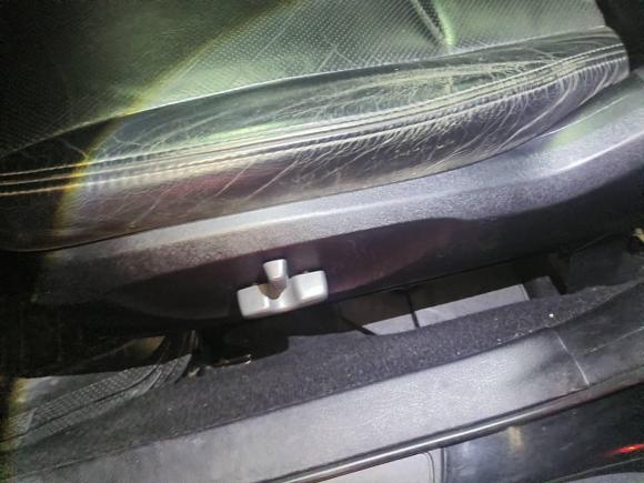 [上海·苏A] 二手斯巴鲁森林人2009款 2.5XS 自动豪华版