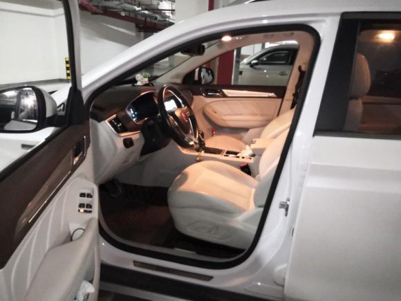 [无锡·沪A] 二手荣威荣威RX5新能源2017款 eRX5 50T 混动互联尊荣旗舰版