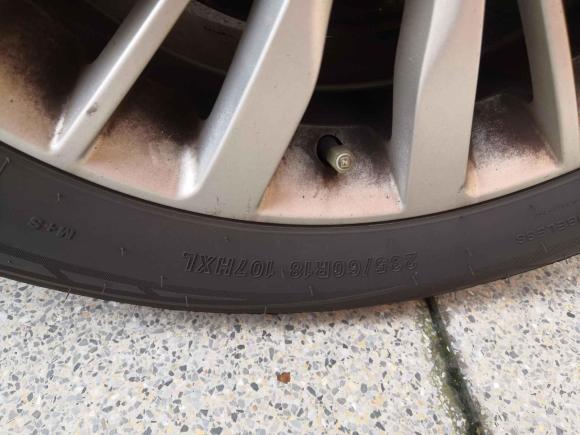 [无锡·苏B] 二手众泰众泰SR92017款 2.0T 手动极致之光版