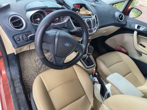 [广州·粤R] 二手福特嘉年华2011款 两厢 1.5L 自动时尚型