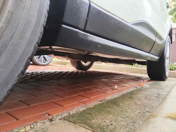 [上海·皖M] 二手陆风陆风X72015款 2.0T 全景尊贵版