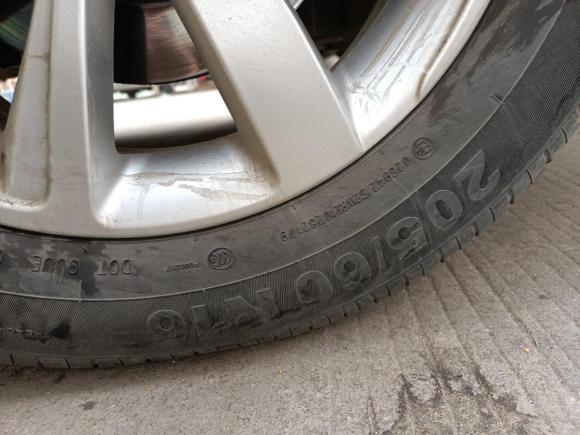 [武汉·鄂A] 二手比亚迪元2017款 1.5L 自动酷炫时尚型