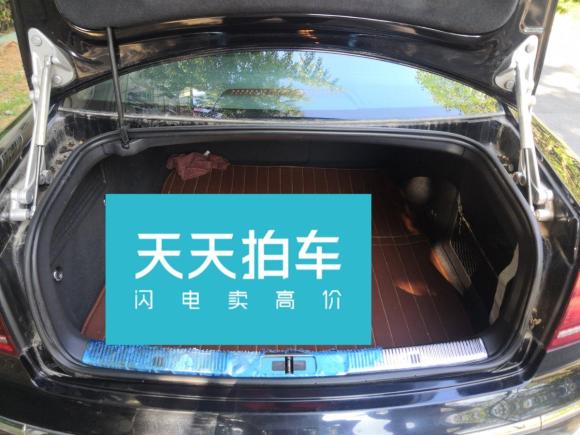 [杭州·浙A] 二手大众辉腾2011款 3.6L V6 4座加长Individual版