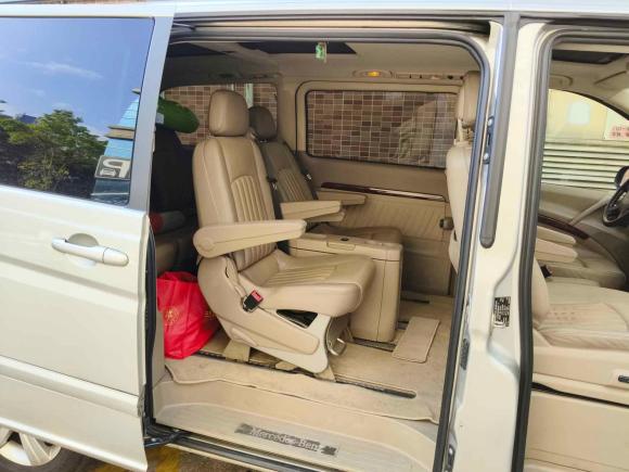 [佛山·粤X] 二手奔驰唯雅诺2010款 2.5L 尊贵版