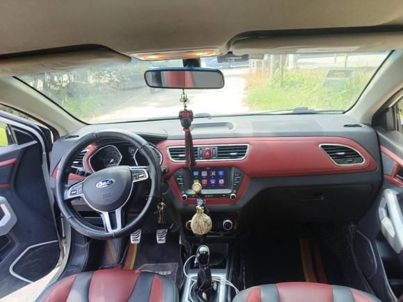 [上海·皖S] 二手江汽集团瑞风S22017款 1.5L 手动豪华智能型