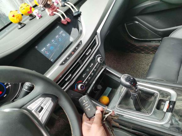 [温州·浙C] 二手长安逸动2018款 1.6L GDI 手动时尚型