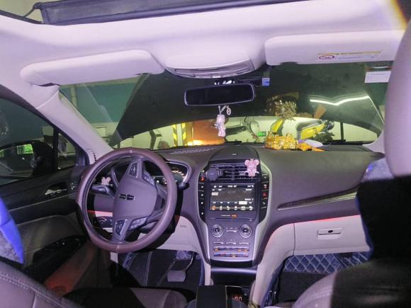 [深圳·粤B] 二手林肯林肯MKC2019款 2.0T 两驱尊雅版 国V