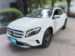 奔驰奔驰GLA2016款 GLA 200 时尚型