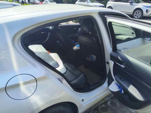 [上海·沪B] 二手宝马宝马1系2016款 118i 领先型