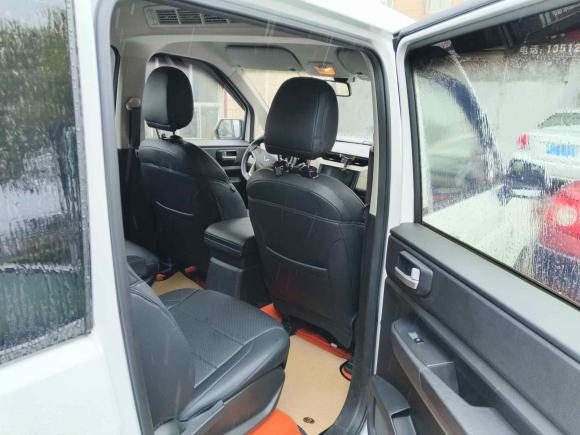 [上海·苏E] 二手五菱汽车五菱宏光PLUS2019款 1.5T 手动舒适型 7座