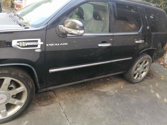 [上海·沪K] 二手凯迪拉克凯雷德ESCALADE2010款 6.0 Hybrid