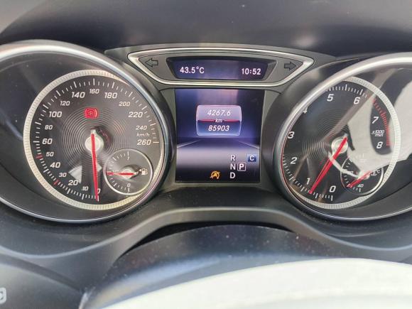 [无锡·苏B] 二手奔驰奔驰CLA2018款 CLA 200 时尚型