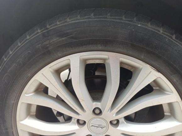 [苏州·苏E] 二手陆风陆风X72015款 2.0T 全景尊贵版