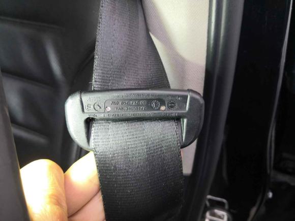 [西安·陕U] 二手大众途锐2011款 3.0TSI 高配型