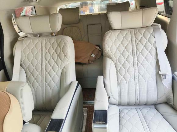 [济南·鲁A] 二手别克别克GL82023款 ES陆尊 舒适型