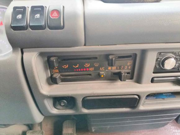 [武汉·鄂A] 二手五十铃庆铃五十铃T172021款 3.0T柴油两驱栏板车标准轴距4KH1CT6H1