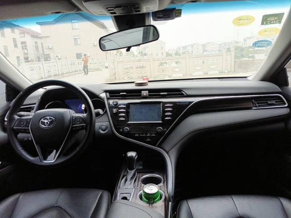 [苏州·苏E] 二手丰田凯美瑞2018款 2.0G 豪华版