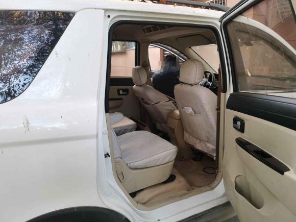 [西安·陕A] 二手东风风光风光3702016款 1.5L 手动标准型SFG15-05 7座