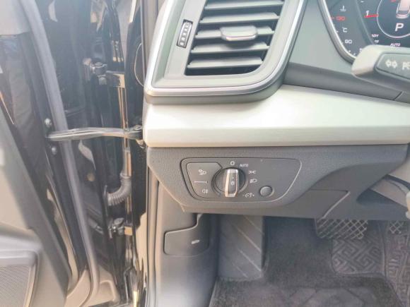 [青岛·鲁B] 二手奥迪奥迪Q5L2020款 改款 40 TFSI 荣享时尚型