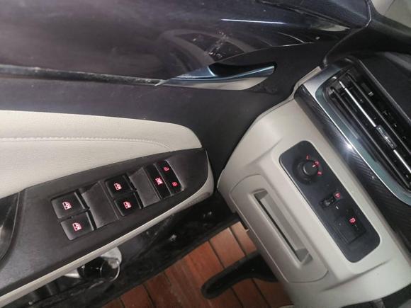 [上海·沪A] 二手上汽大通MAXUS上汽大通MAXUS EUNIQ 52020款 改款 大电量舒适版 七座