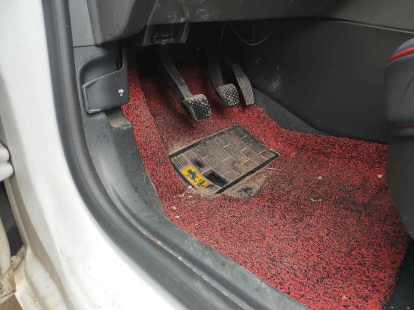 [台州·赣C] 二手雪佛兰科鲁兹2017款 1.5L 手动炫锋版