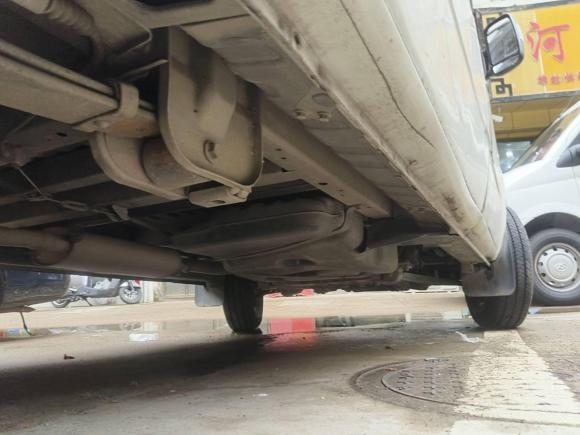 [义乌·浙G] 二手上汽大通MAXUS新途V802014款 2.5T 傲运通短轴低顶