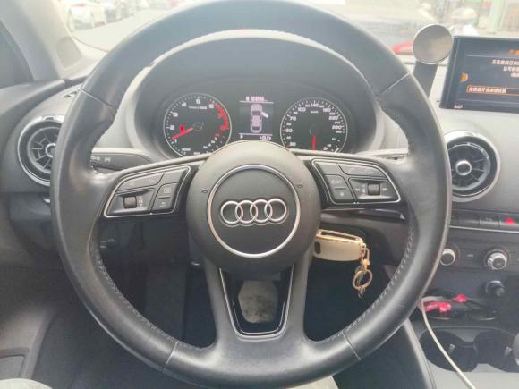 [义乌·苏E] 二手奥迪奥迪A32018款 30周年年型 Limousine 35 TFSI 时尚型