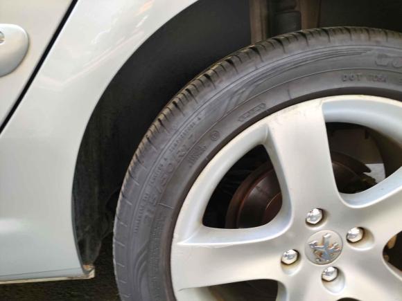 [合肥·皖A] 二手标致标致3072010款 两厢 1.6L 自动舒适版