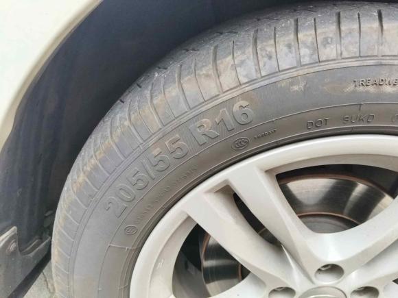 [成都·渝B] 二手奔腾奔腾B302016款 1.6L 自动豪华型