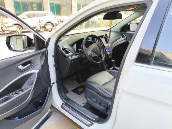 [深圳·粤B] 二手现代胜达2013款 2.4L 自动四驱尊贵型