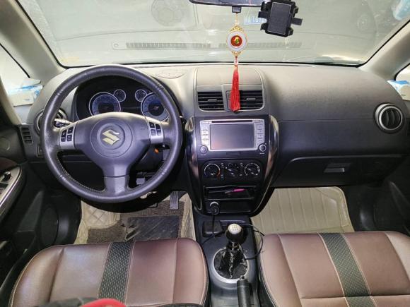 [武汉·鄂A] 二手铃木天语 SX42012款 1.6L 手动锐骑型