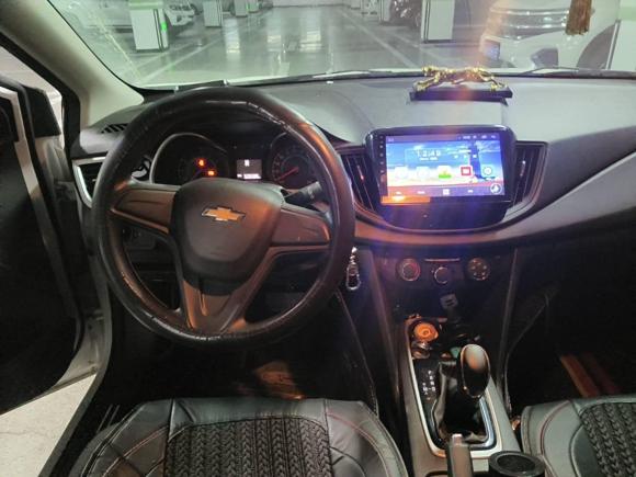 [济南·鲁S] 二手雪佛兰科沃兹2018款 320 自动欣享天窗版