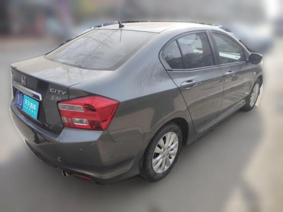 [青岛·粤U] 二手本田锋范经典2012款 1.5L 手动精英版