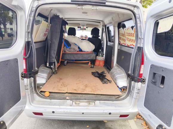 [苏州·苏U] 二手长安凯程长安睿行M602023款 1.5L GDI舒适型客车6/7座