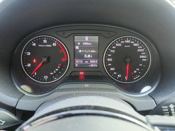 [上海·沪B] 二手奥迪奥迪A32014款 Sportback 35 TFSI 自动舒适型