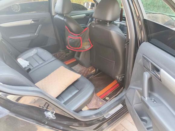 [济南·鲁A] 二手大众朗逸2013款 1.6L 自动舒适版