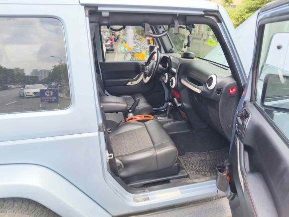 [成都·川G] 二手Jeep牧马人2012款 3.6L Sahara 极地版