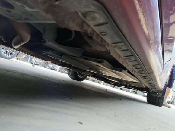 [成都·川A] 二手丰田卡罗拉2017款 改款双擎 1.8L E-CVT精英版