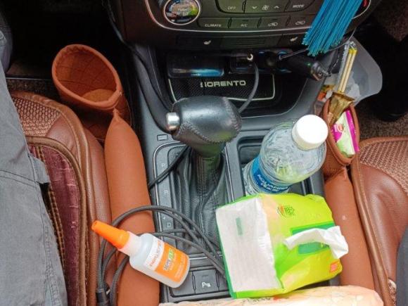 [成都·川A] 二手起亚索兰托2013款 2.4L 7座汽油豪华版