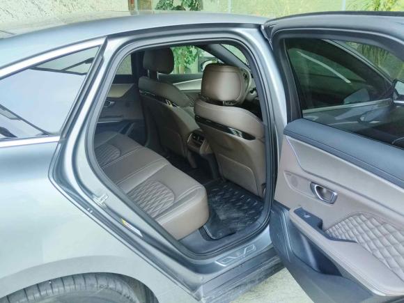 [上海·沪A] 二手比亚迪汉2022款 EV 创世版 715KM前驱尊荣型