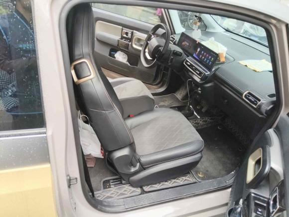 [上海·沪A] 二手宝骏宝骏KiWi EV2023款 大疆版 磷酸铁锂