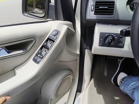 [南京·苏A] 二手奔驰奔驰B级2009款 B 200 时尚型