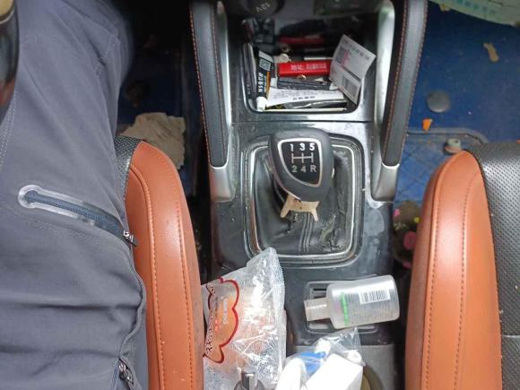 [成都·川A] 二手北京汽车绅宝X352016款 1.5L 手动豪华版