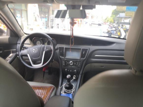 [成都·川A] 二手北京汽车绅宝D502014款 1.5L 手动舒适版