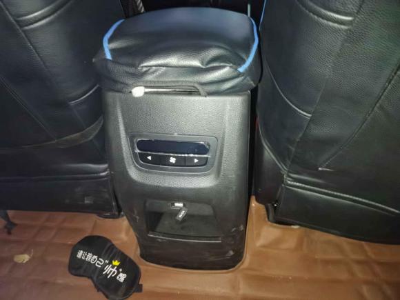 [深圳·湘M] 二手宝骏宝骏7302019款 1.5L 手动时尚型 7座 国V