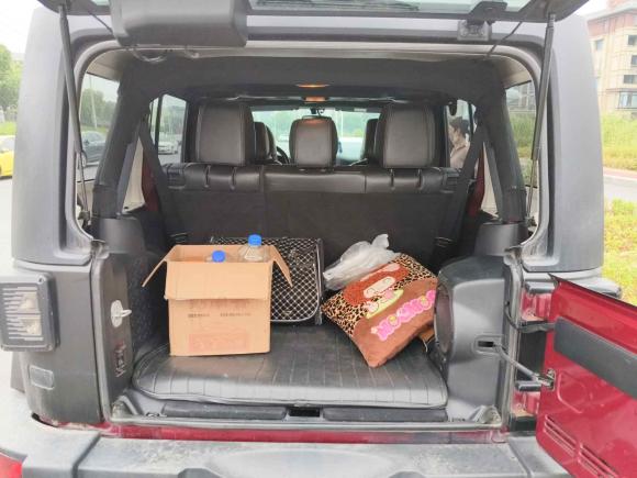 [南京·苏L] 二手Jeep牧马人2013款 3.6L Sahara 四门版