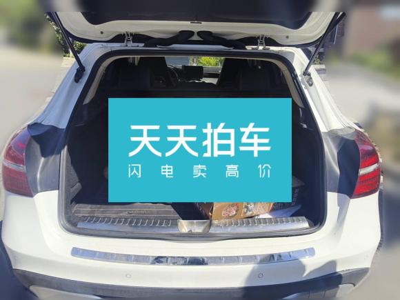 [济南·鲁A] 二手奔驰奔驰GLA2018款 GLA 200 时尚型