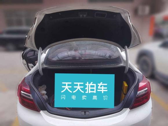 [深圳·粤S] 二手别克君威2015款 2.0L 领先时尚型