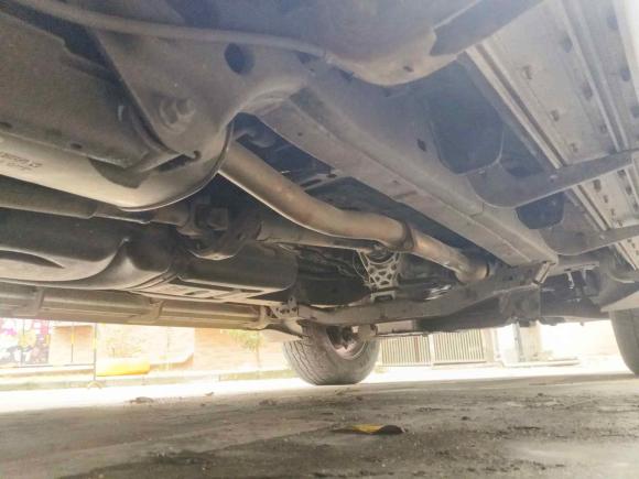 [广州·粤A] 二手驭胜驭胜S3502013款 2.4T 自动两驱柴油豪华版7座